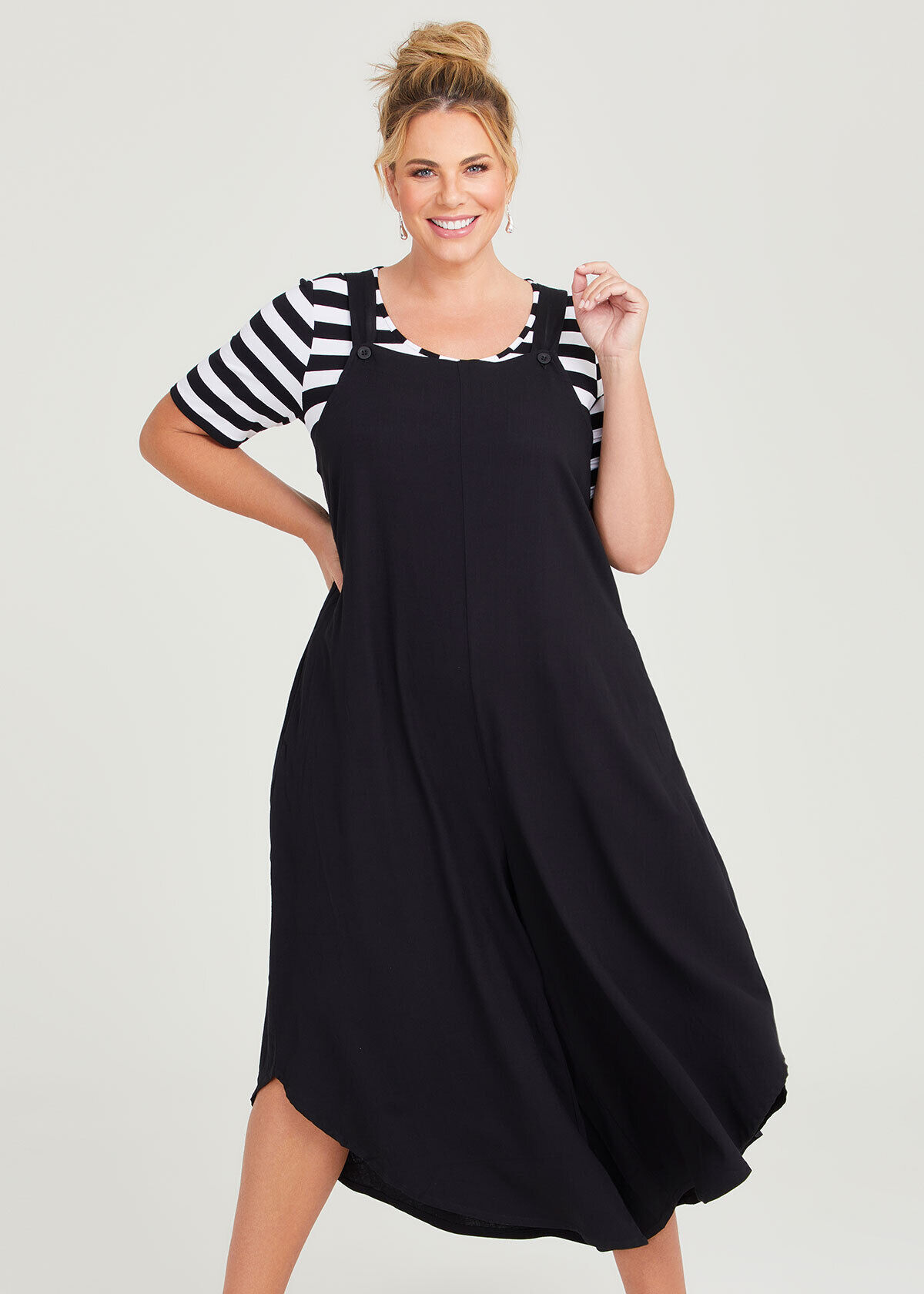 Black pinafore deals plus size