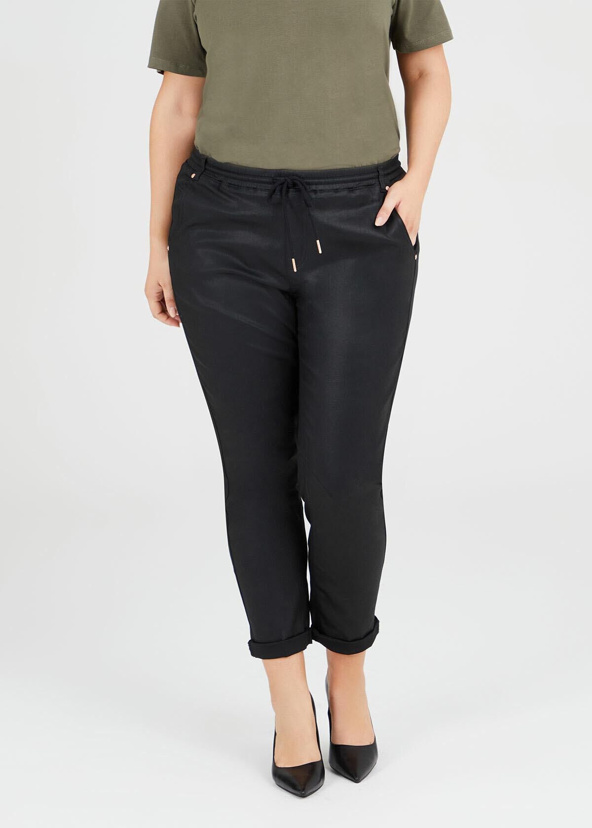 Plus Size Elastic Waist Jeans | Taking 