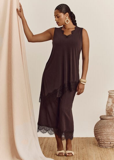 Plus Size Lace Trim Natural Crop Pant
