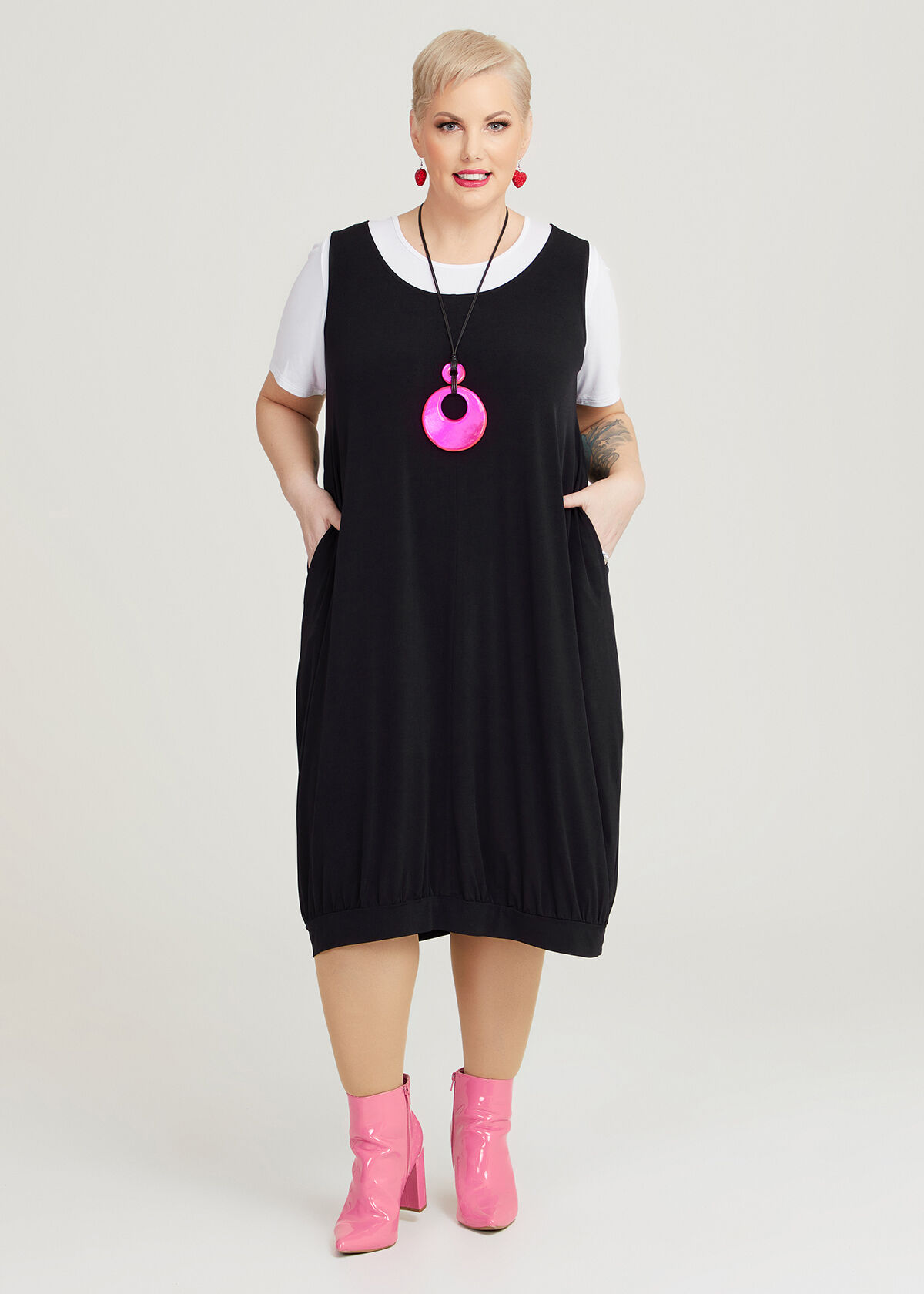 Shop Plus Size Luna Balloon Hem Dress, Black | Taking Shape NZ