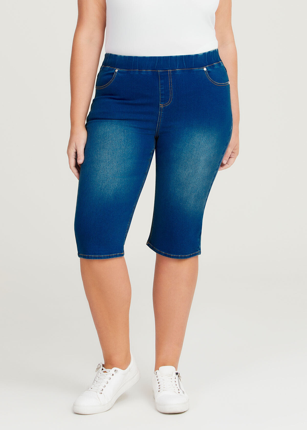 Plus Size Women s Denim Shorts Denim Crop Pants Taking Shape NZ