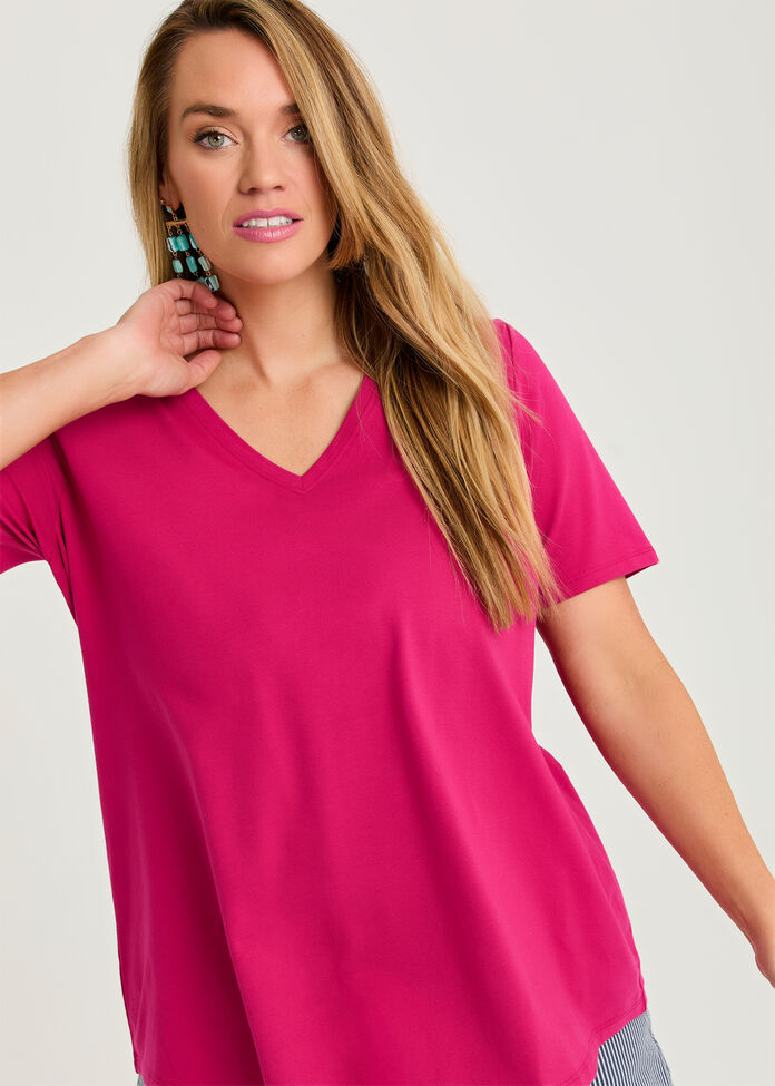 Good Earth Australian Cotton V-neck T-shirt, , hi-res