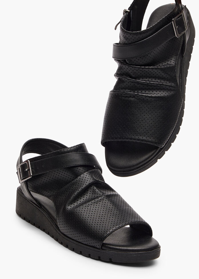 Ruched Buckle Wedge Sandal, BLACK, hi-res