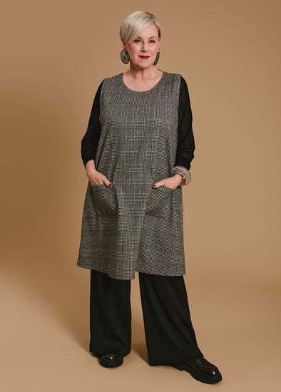 Plus Size Sleeveless Check Shift Dress