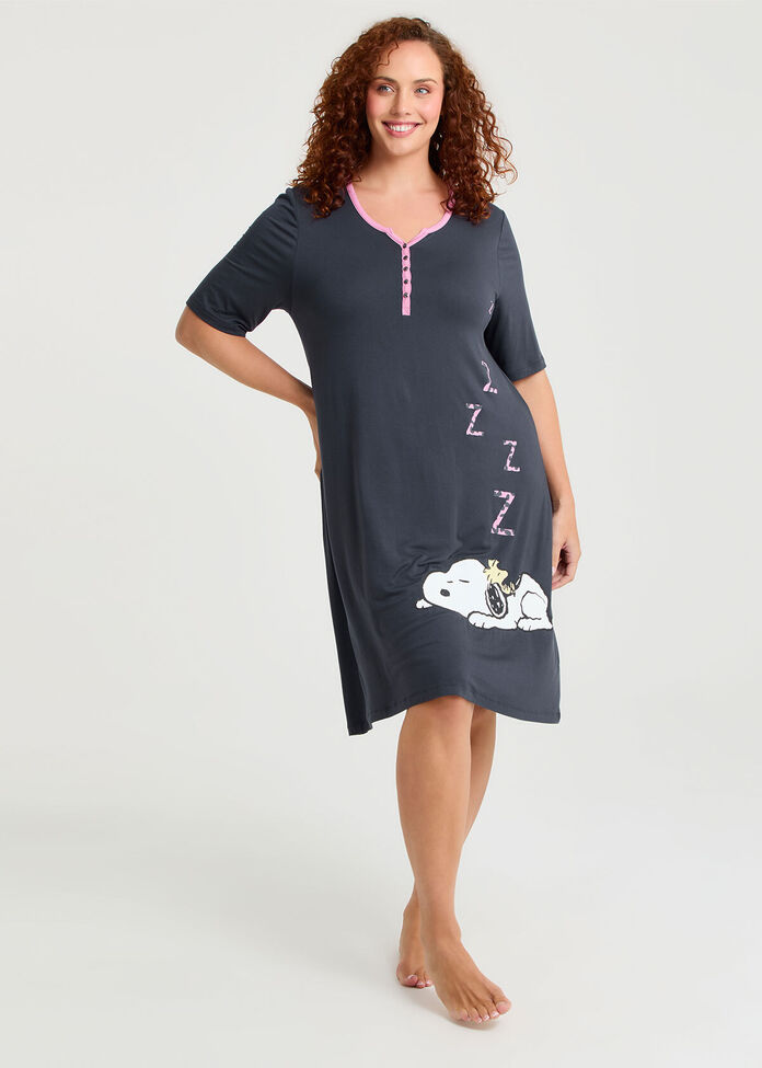 Shop Plus Size Peanuts Sleepy Nightie, Black | Taking Shape NZ