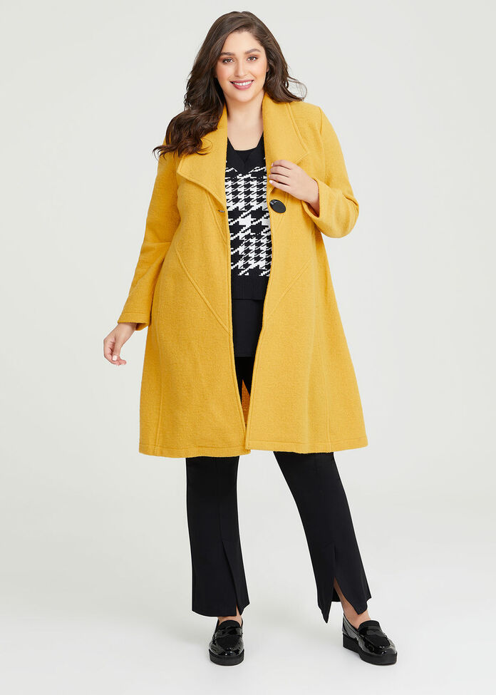 Shop Plus Size Teri Houndstooth Vest in Black | Taking Shape AU