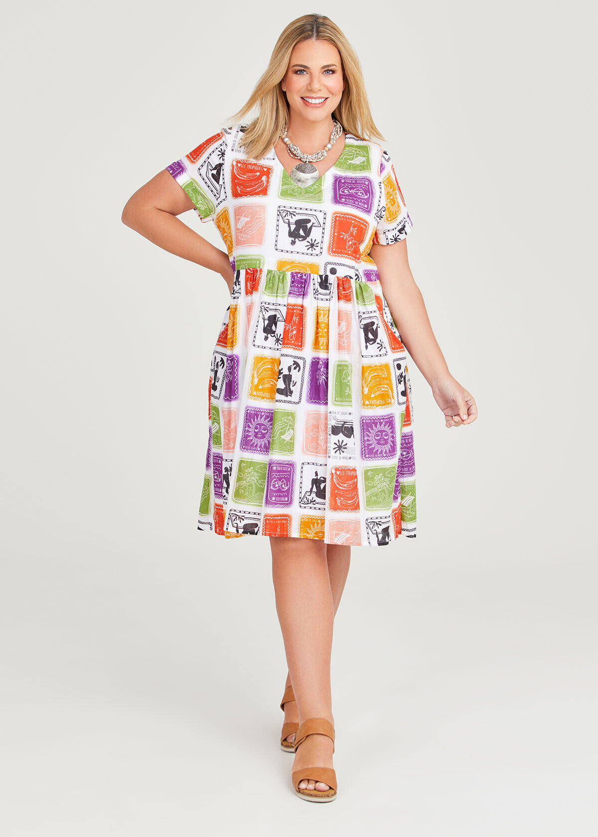 Plus size cotton shop dress with pockets