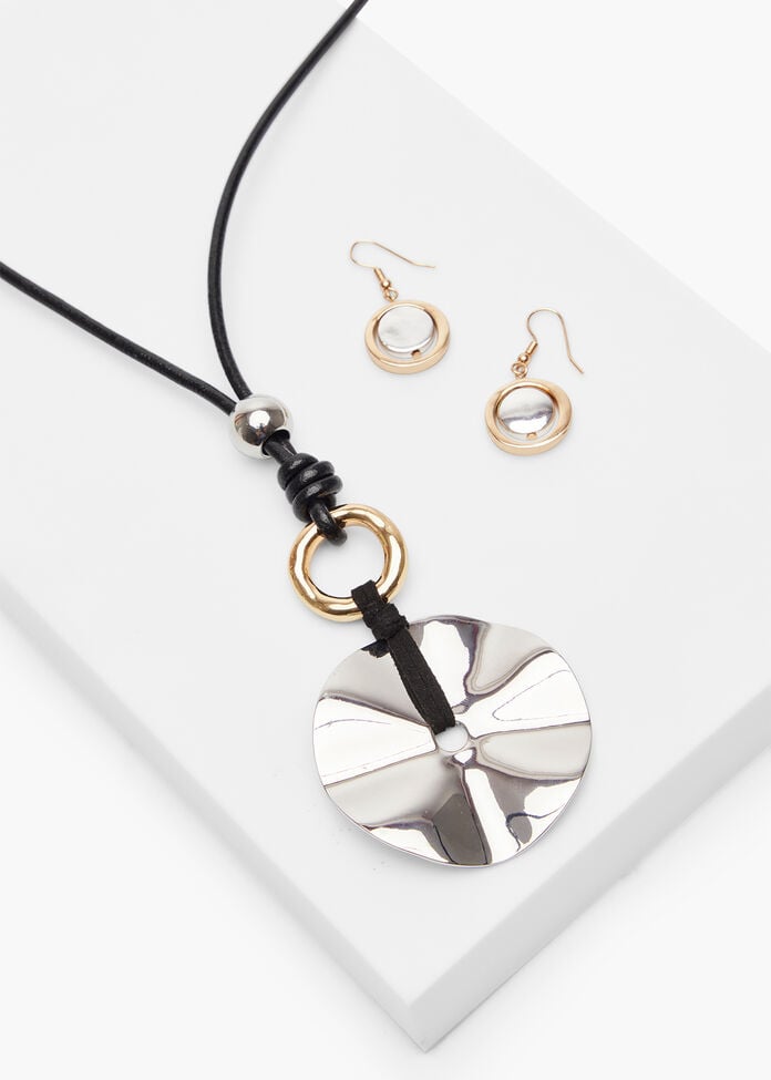 Shop Clean Metal Disc Necklace in Multi | Accessories | Taking Shape AU