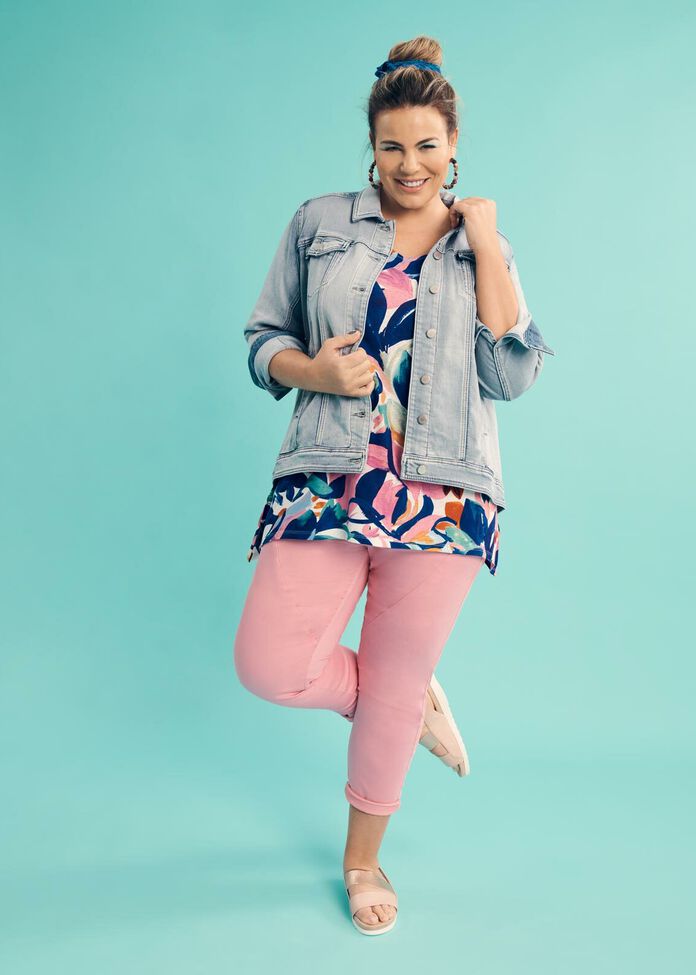 Petite Weekender Jogger, , hi-res