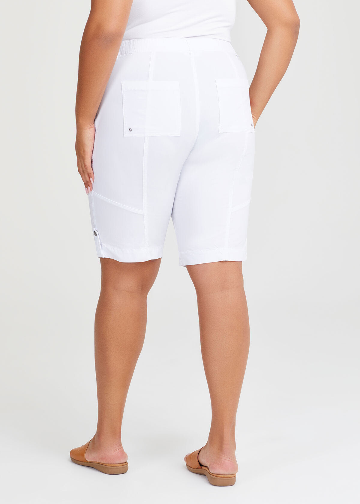 Zip pocket cargo shorts hot sale