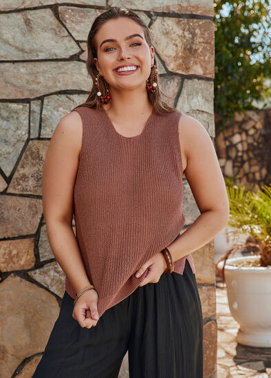 Plus Size Button Back Detail Tank