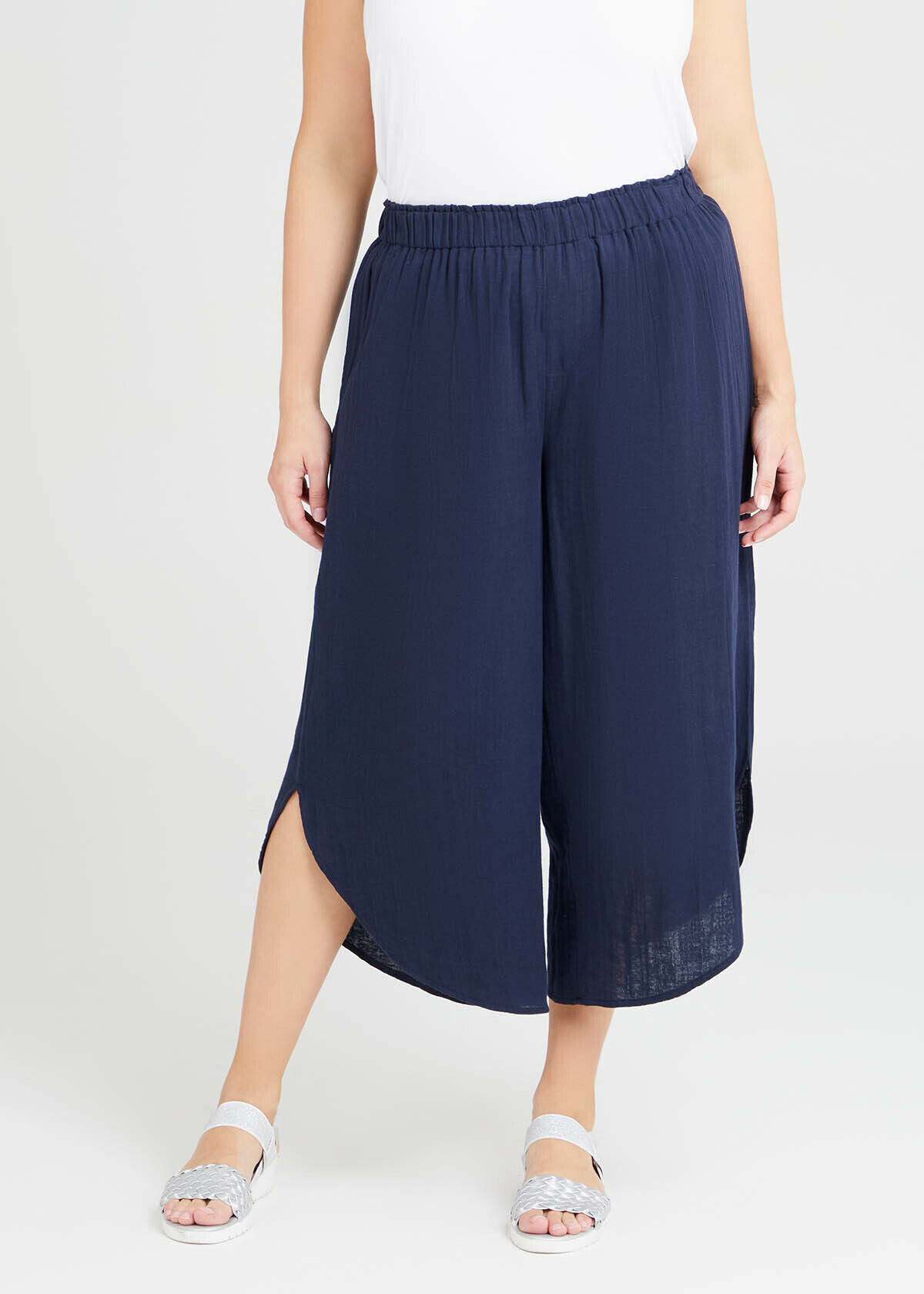 Plus Size Capri Pants and Crop Pants 