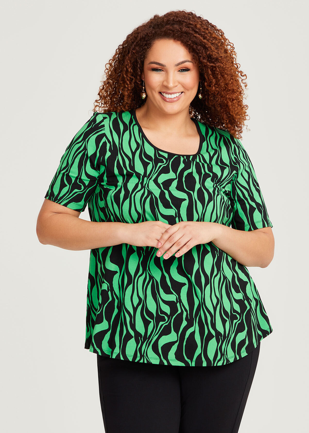 Plus size leisure shop wear uk