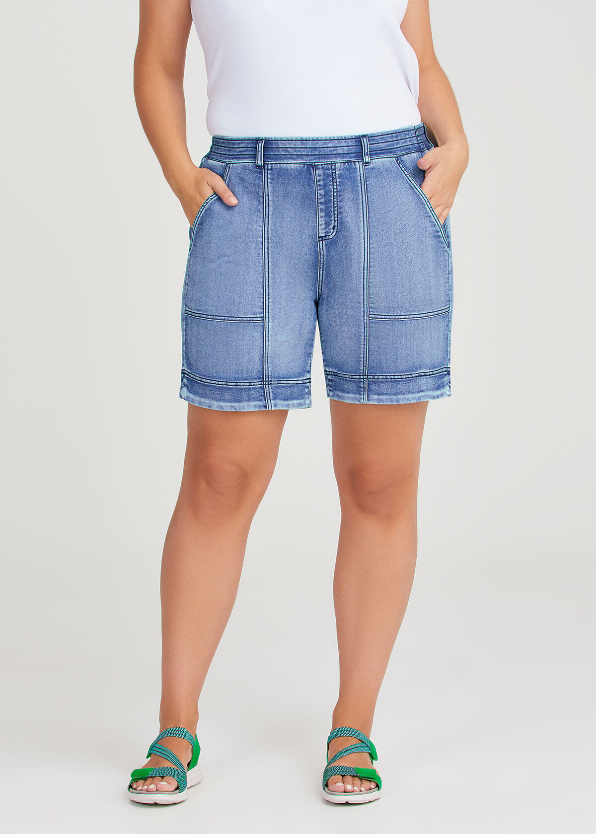 PLUS SIZE CLEARANCE ! Fringes So Cute Denim Shorts ! – Just Be Cute Boutique