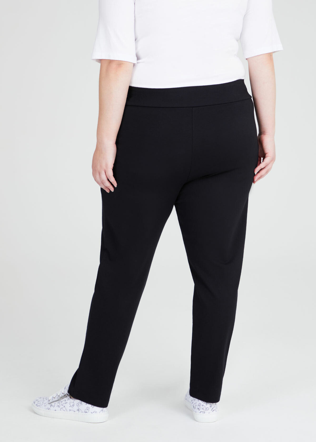 Shop Petite Ponte Everyday Pant in 