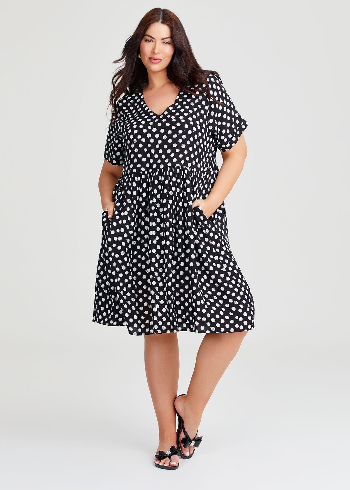 Shop Plus Size Natural Holiday Pocket Dress in Black Taking Shape AU