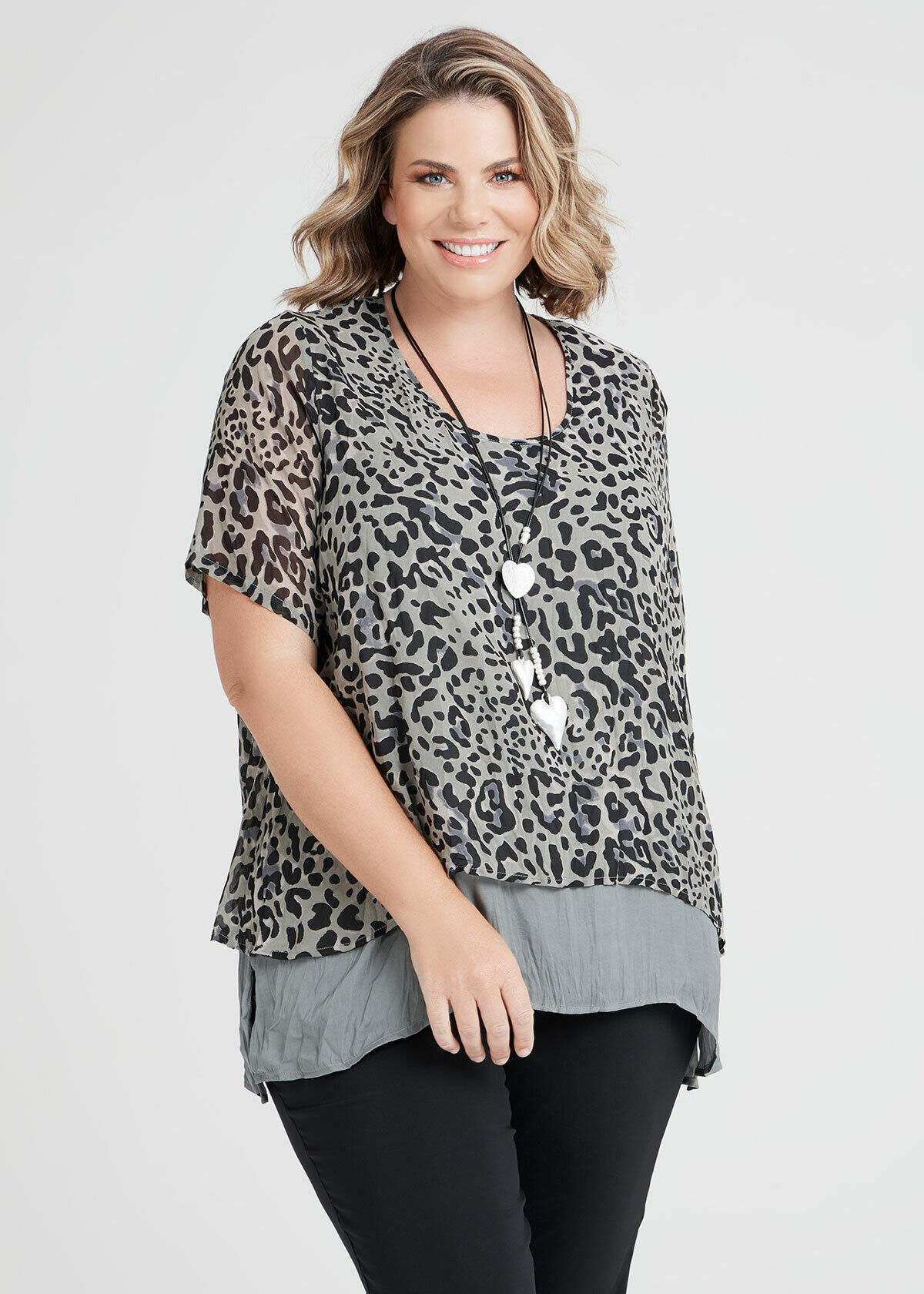 Oasis clothes outlet review