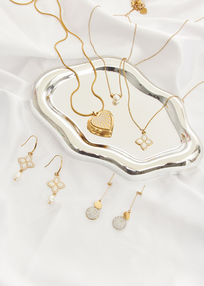Shop Gold Heart Locket Necklace in Multi | Accessories | Taking Shape AU