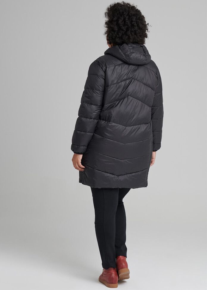 The Cocoon Puffer Jacket in black in sizes 12 to 24 Taking Shape New Zealand