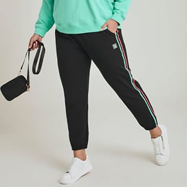 Trackpants