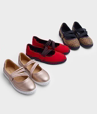 Flats & Sandals