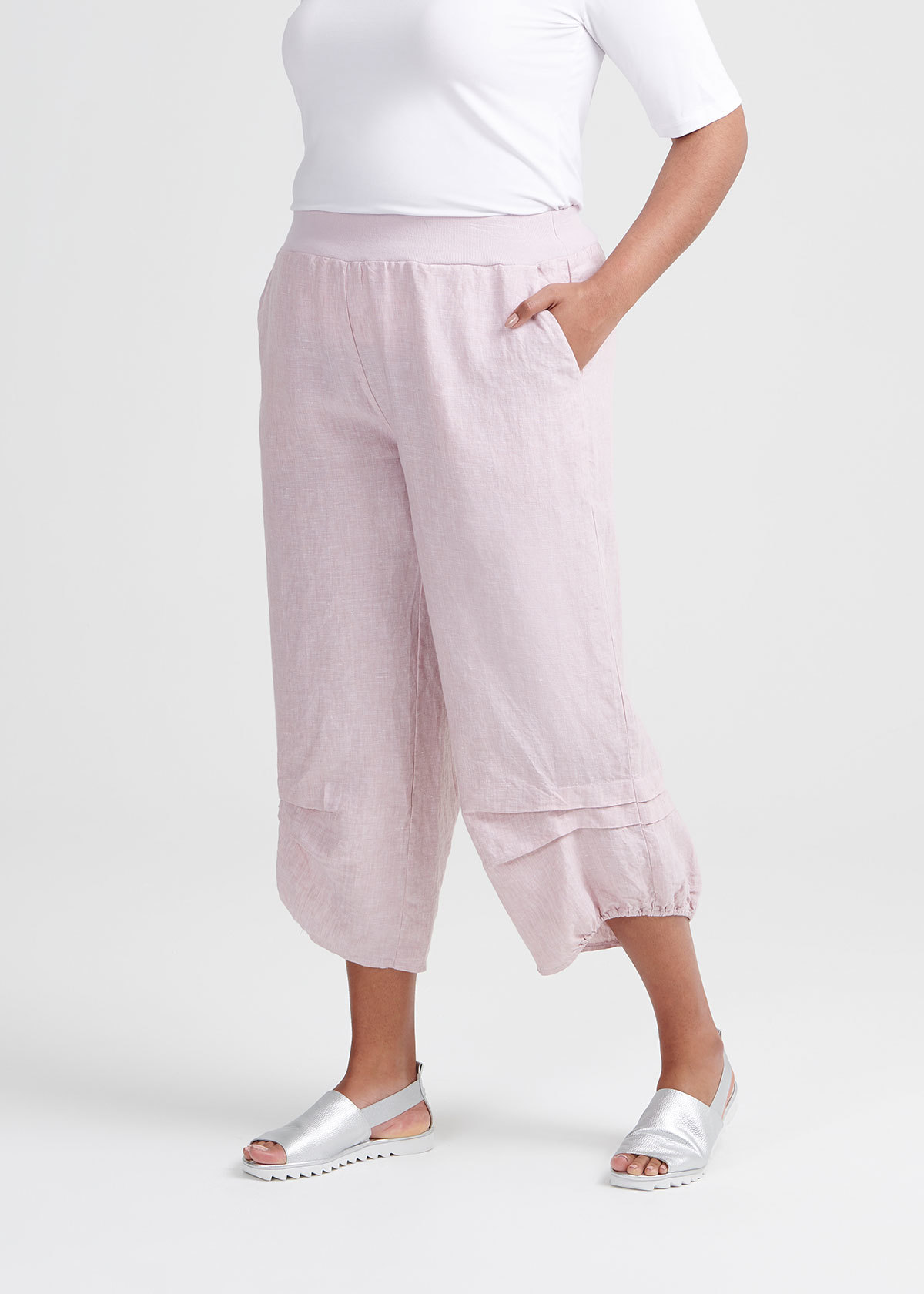 toile print pants
