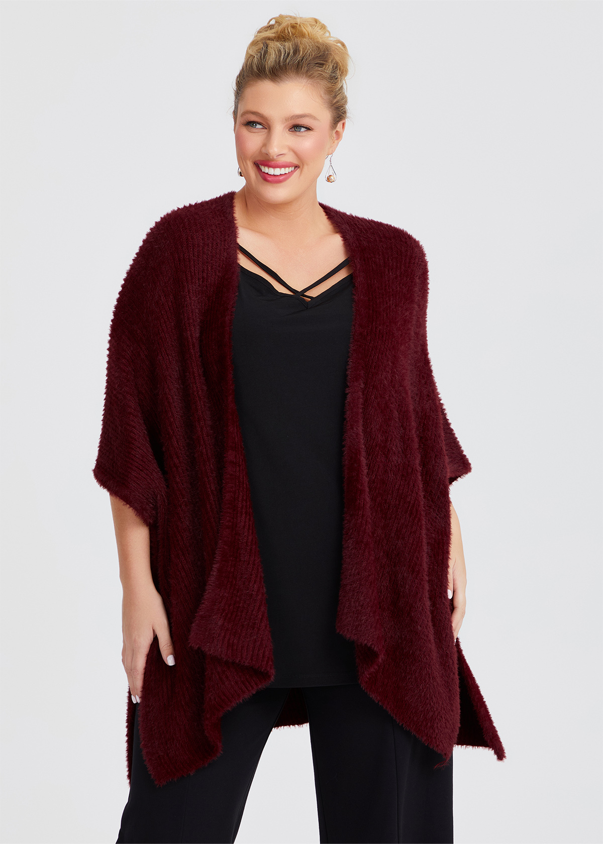 Casero & Associates Cozy Fuzzy Cape, Rose