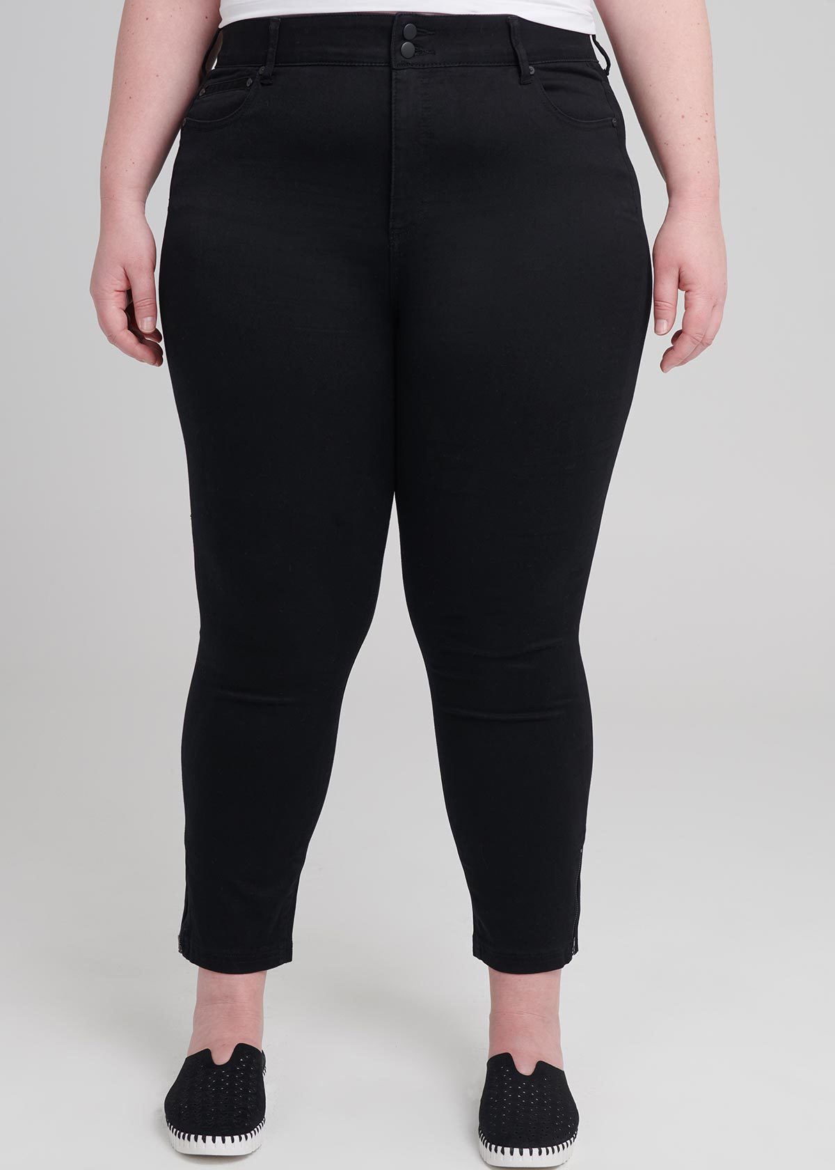 Tall Luxe Looker Zip Jean in Black, Sizes 12-30 | Taking Shape NZ