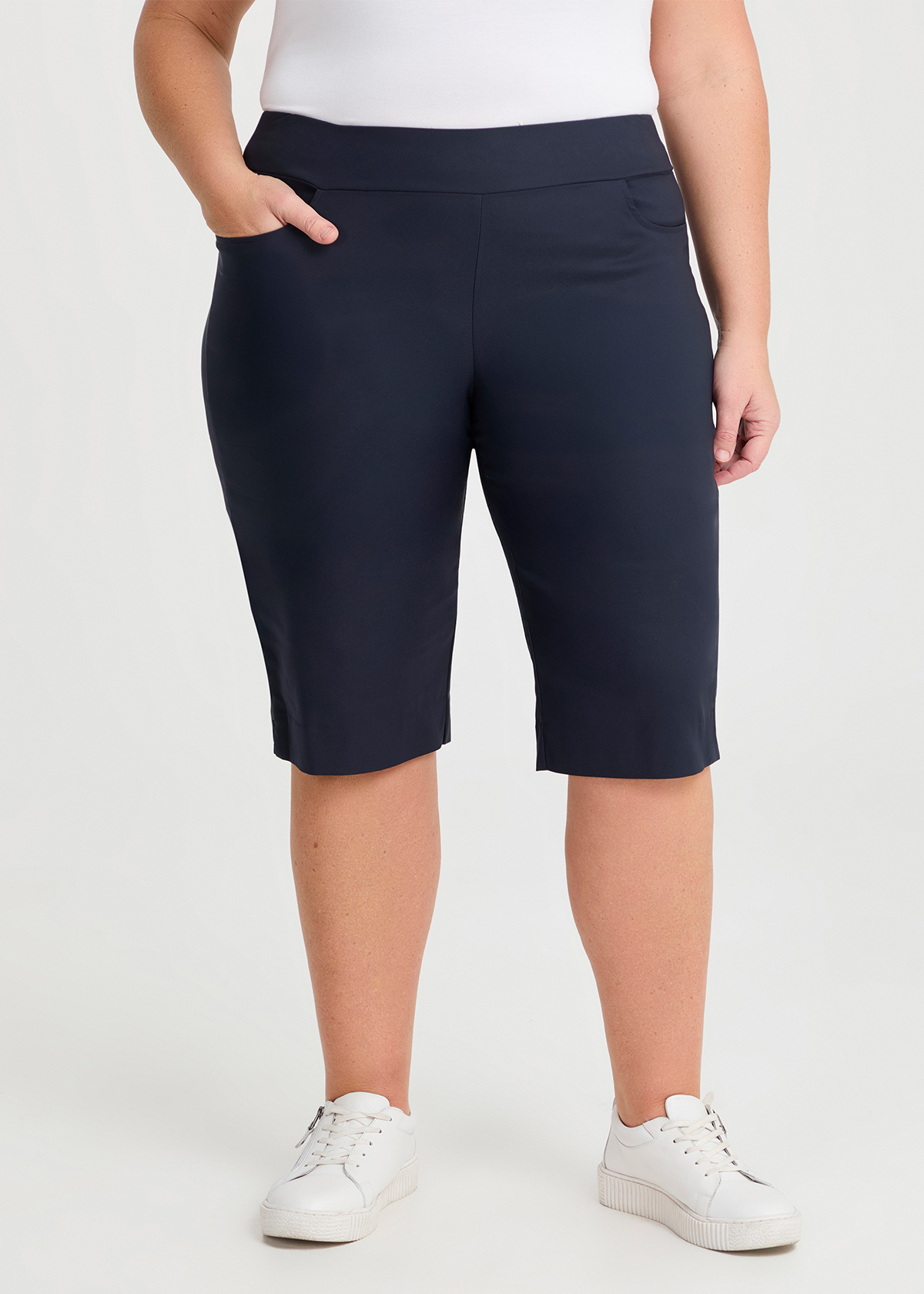 Taking Shape Petite Editorial Base Pocket Short Size 12 in Dark Indigo, Cotton - Plus Size Women's Shorts