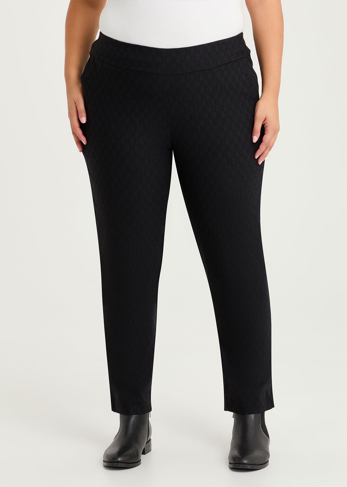Natural Kaia Taper Pant