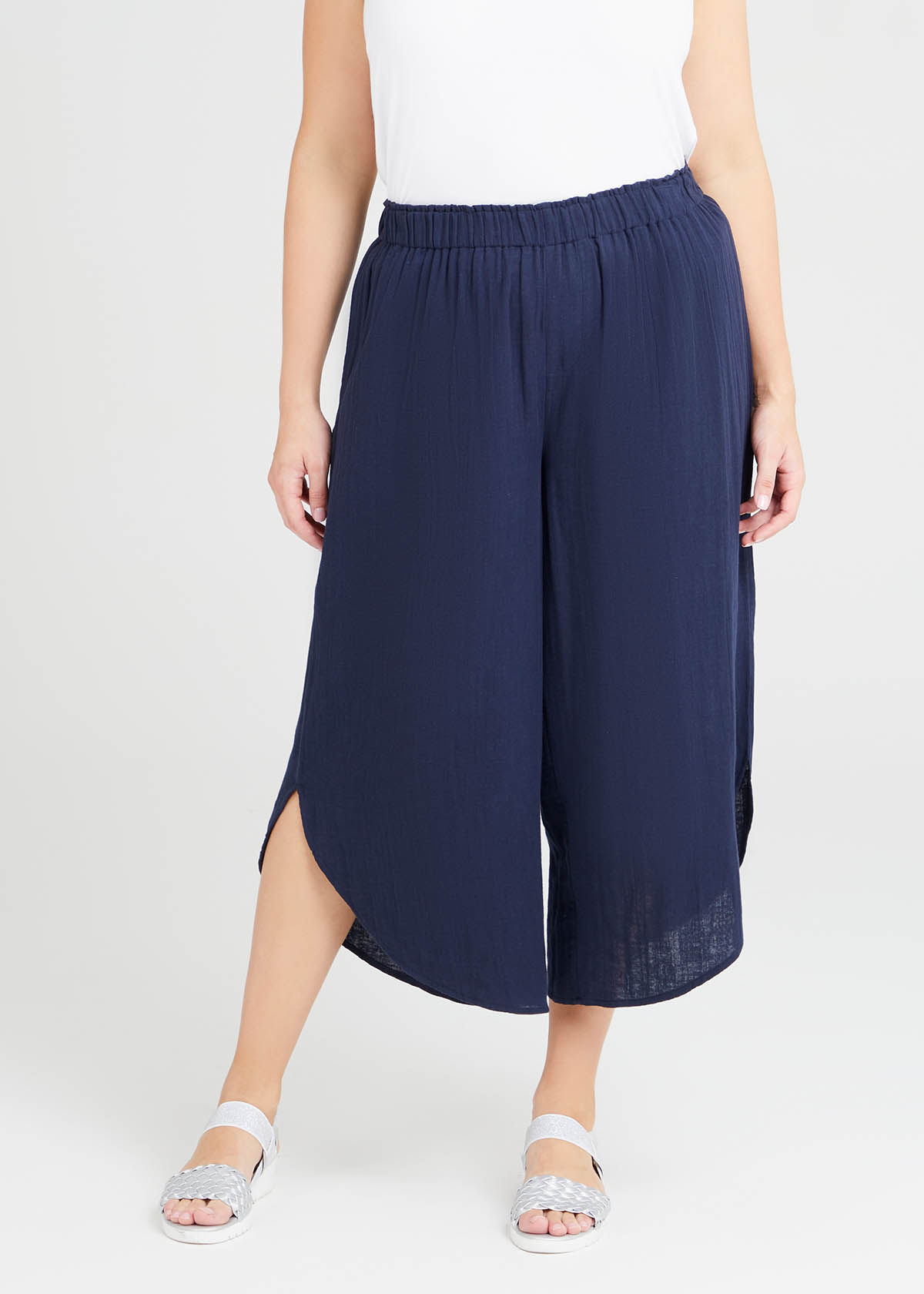 Shop Cotton Double Gauze Crop Pant in 